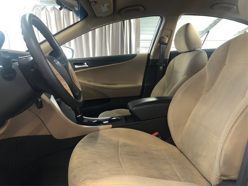 Used 2012 Hyundai Sonata GLS FWD image 9