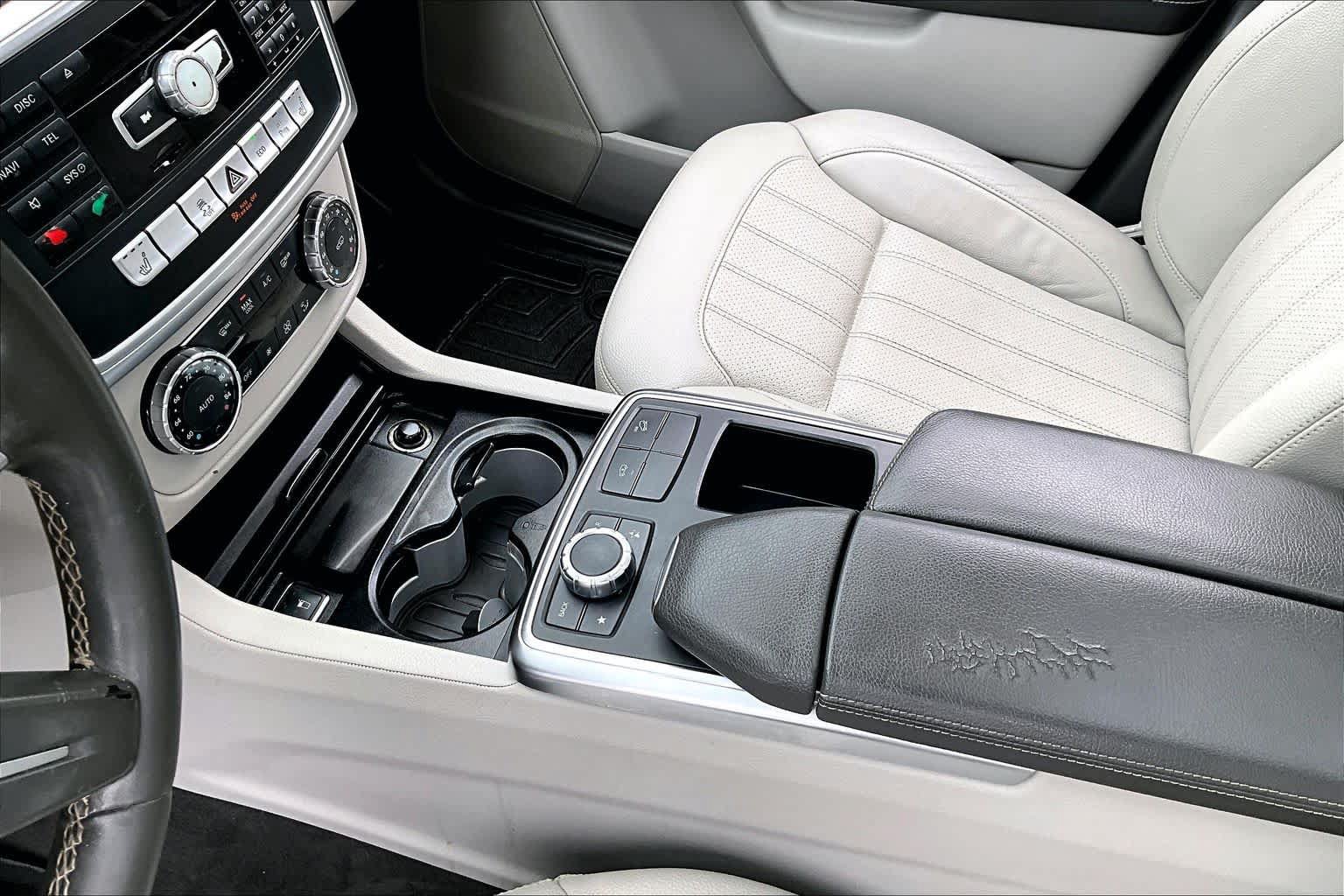 Used 2015 Mercedes-Benz GL 450 4MATIC image 17