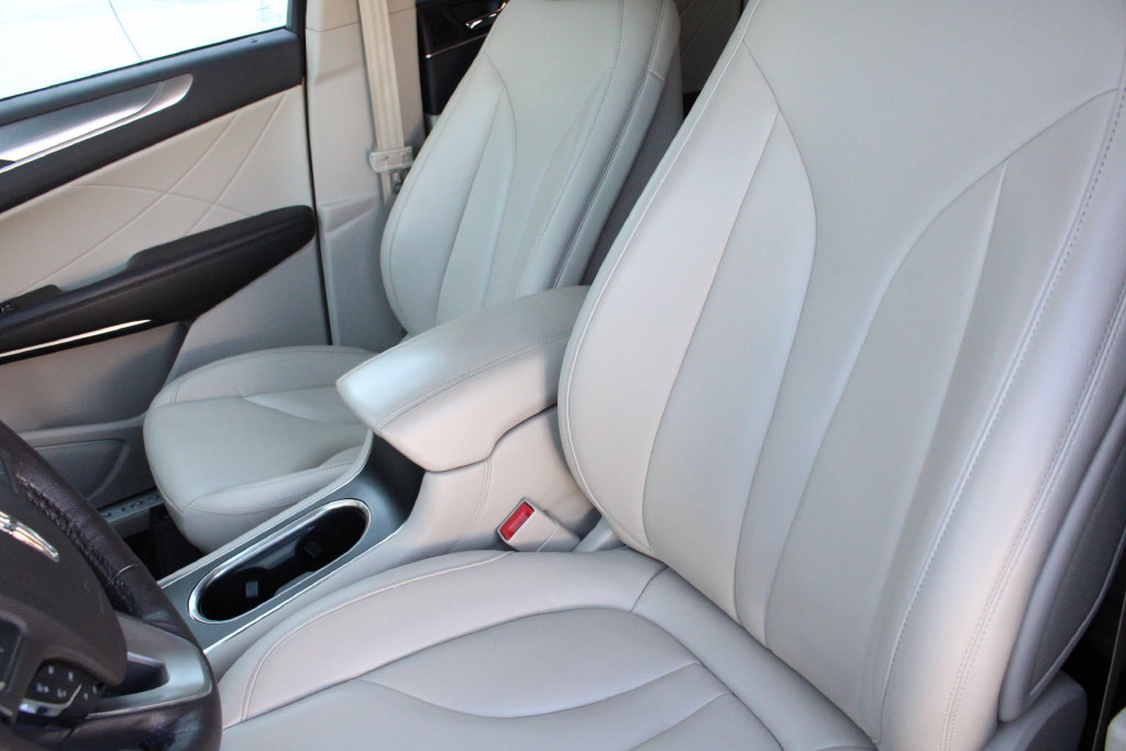 Used 2019 Lincoln MKC Premiere AWD/4WD image 6