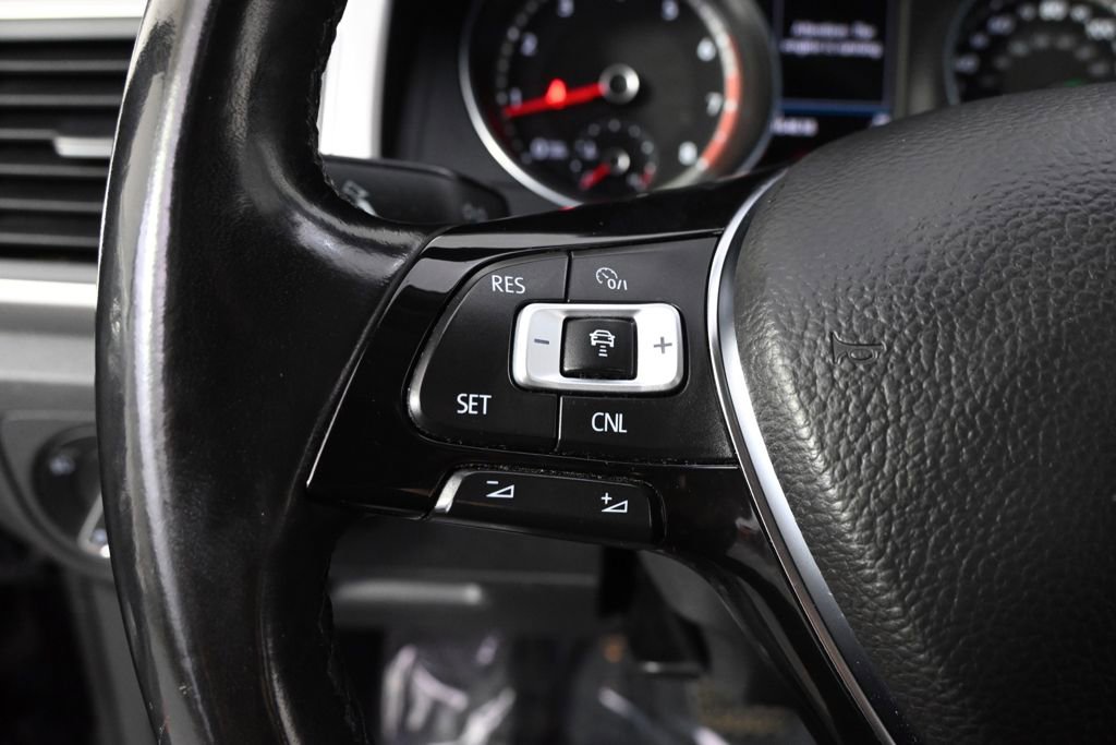Used 2018 Volkswagen Atlas SE AWD/4WD image 34