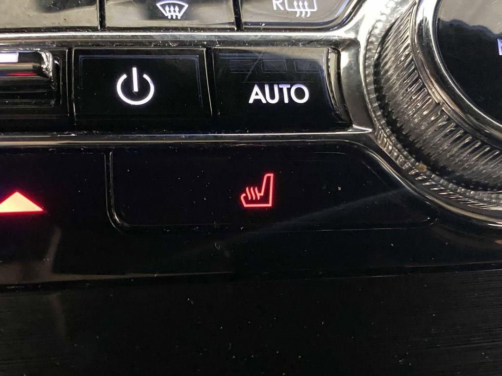 Used 2022 Lincoln Nautilus AWD image 16