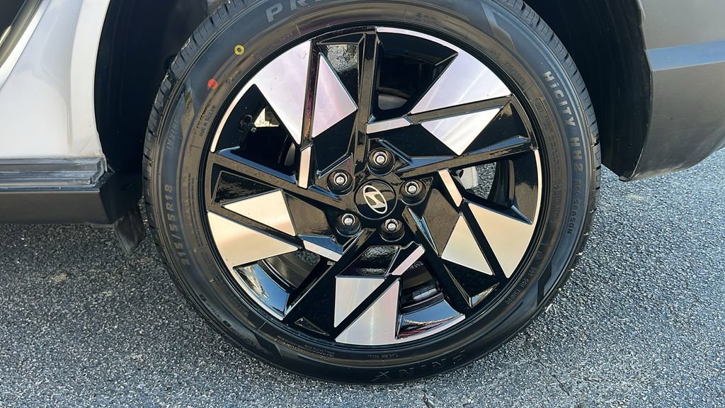 Used 2025 Hyundai Kona SEL image 34