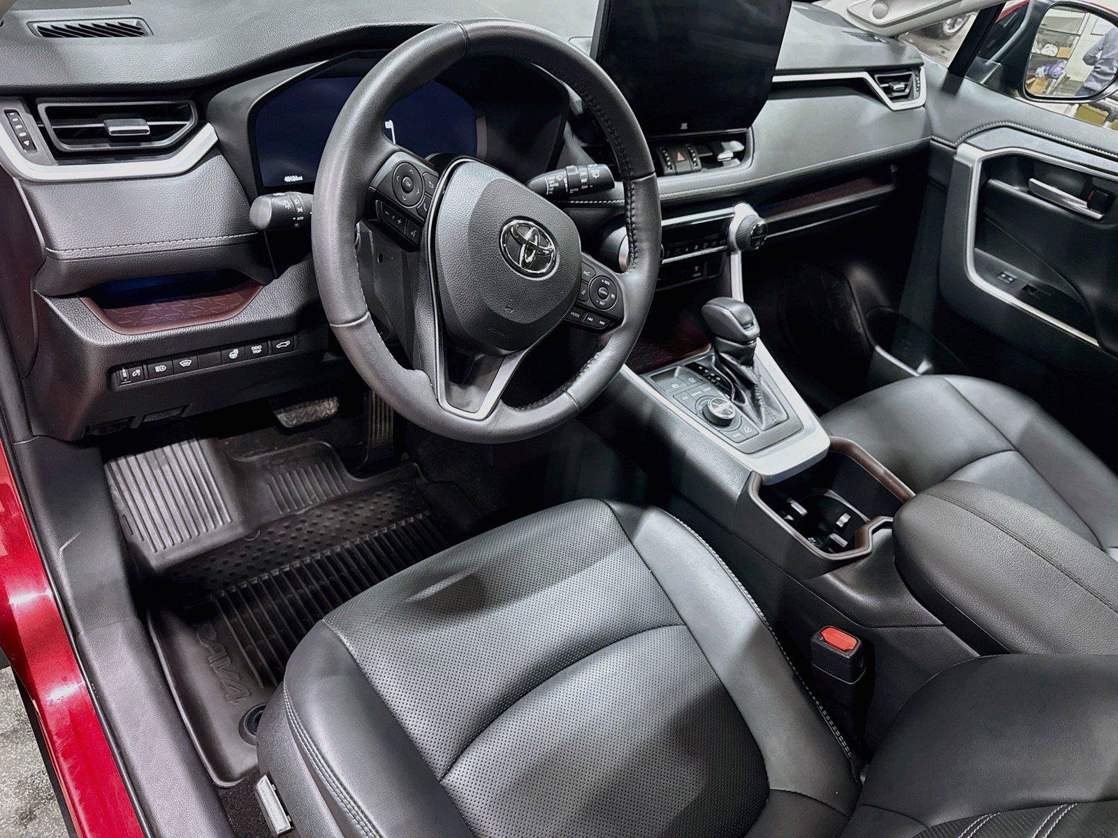 Used 2023 Toyota RAV4 Limited w/ Limited Grade Weather Package AWD/4WD image 22