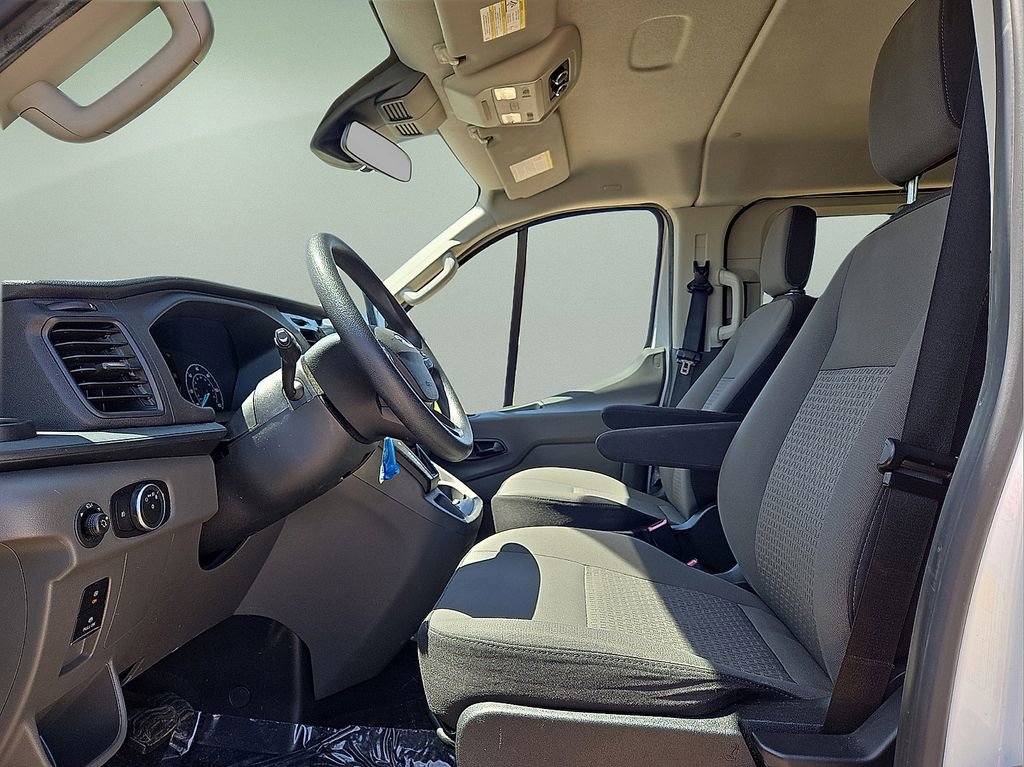 Used 2024 Ford Transit 350 XLT RWD image 22