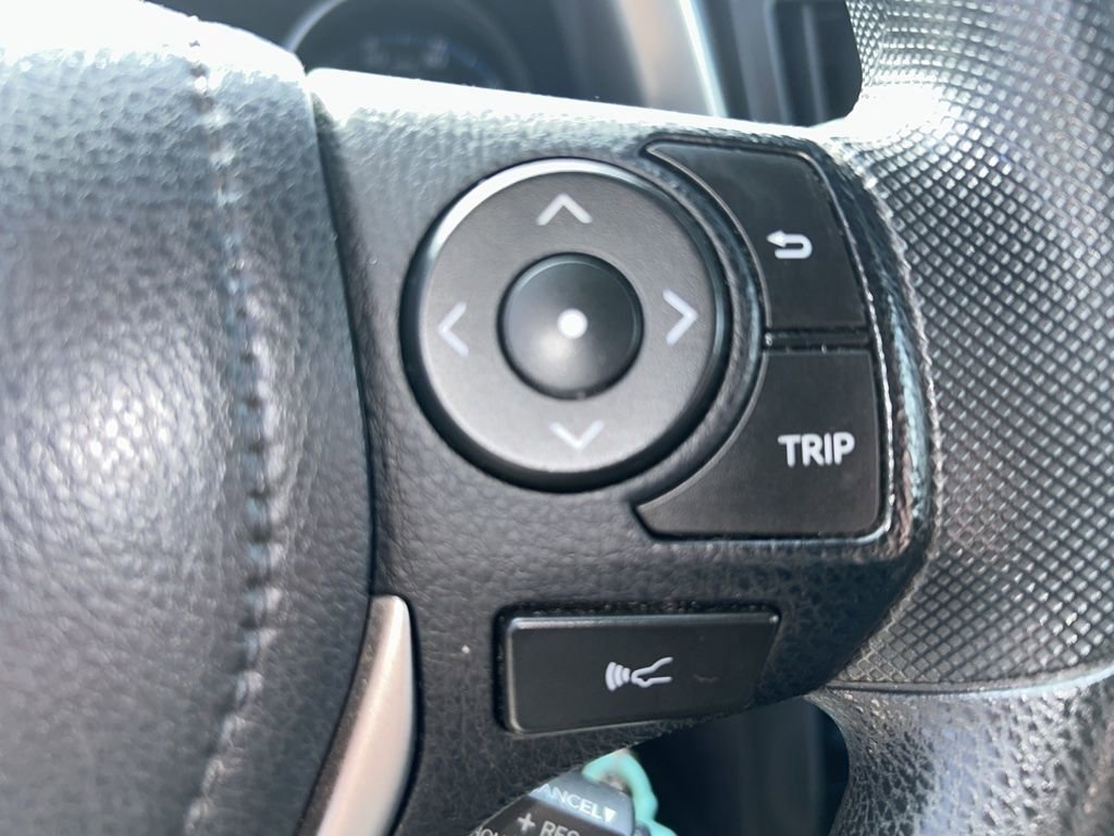 Used 2017 Toyota RAV4 LE image 12
