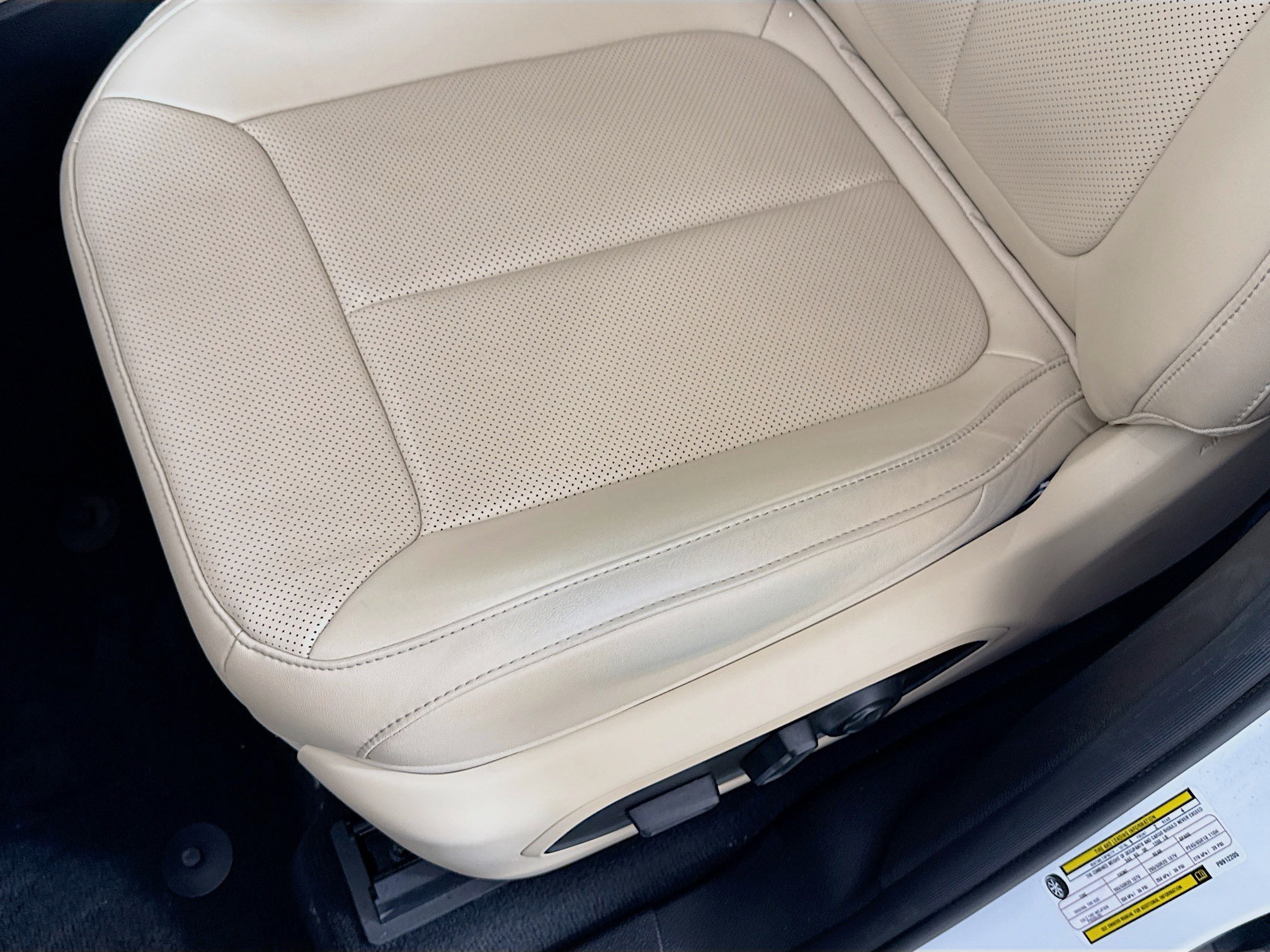 Used 2023 Jeep Grand Cherokee L Limited w/ Luxury Tech Group II image 20