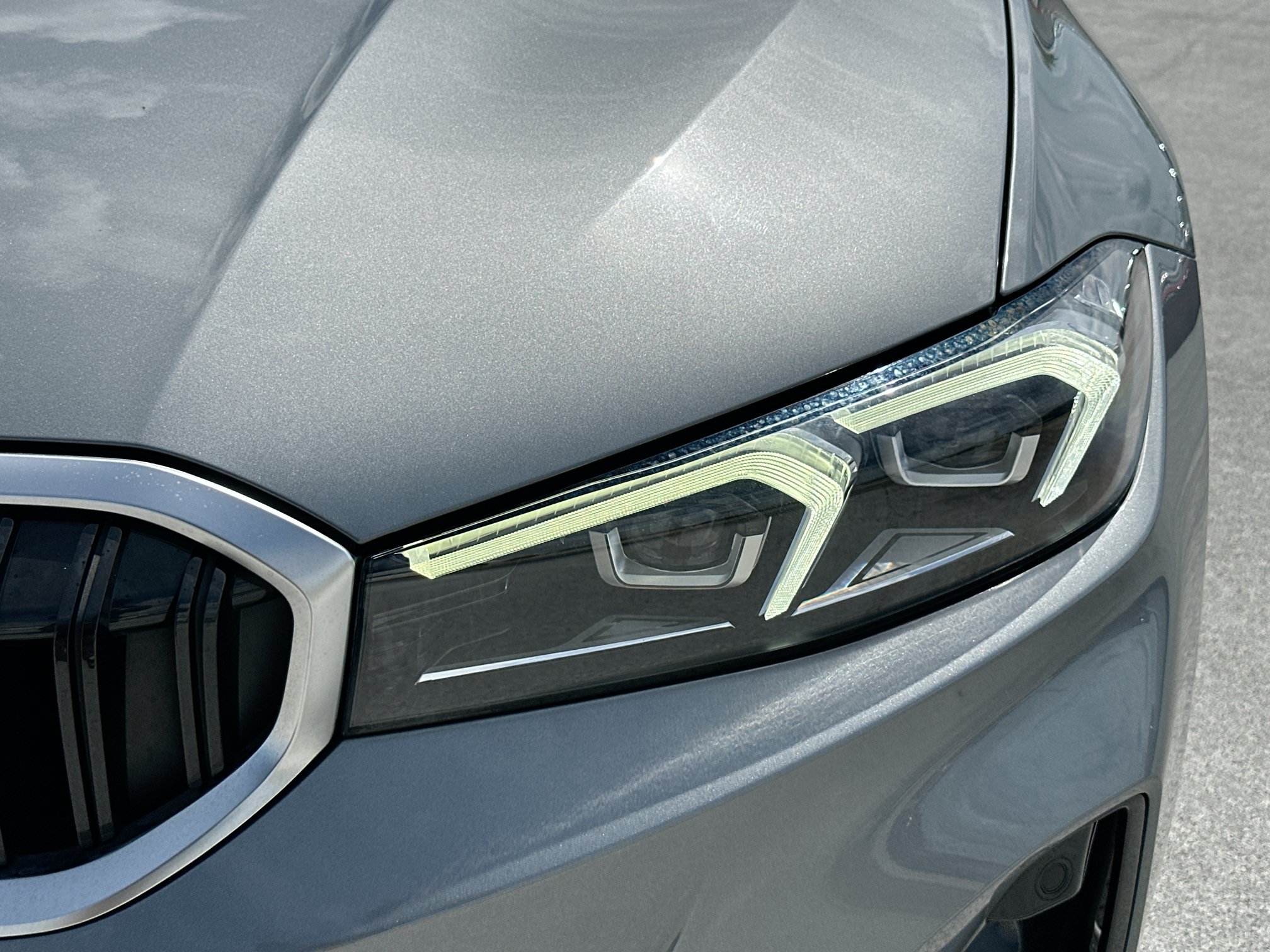 Certified 2024 BMW 330i Sedan w/ Premium Package RWD image 31