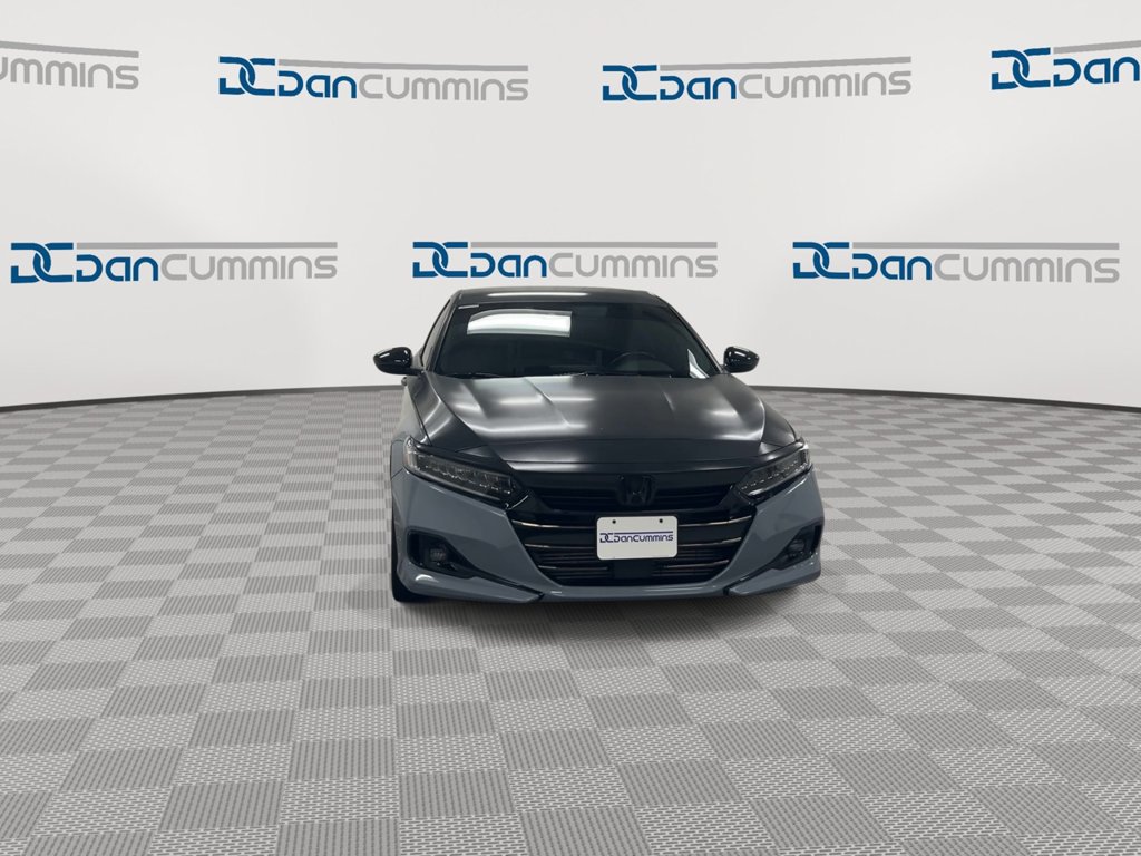 Used 2022 Honda Accord Sport image 3