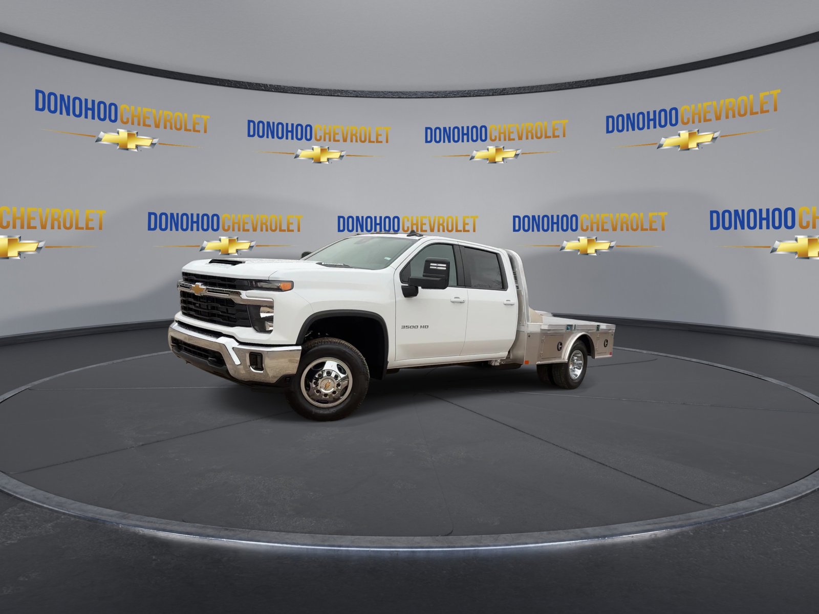 New 2026 Chevrolet Silverado 3500 LT w/ Convenience Package image 7