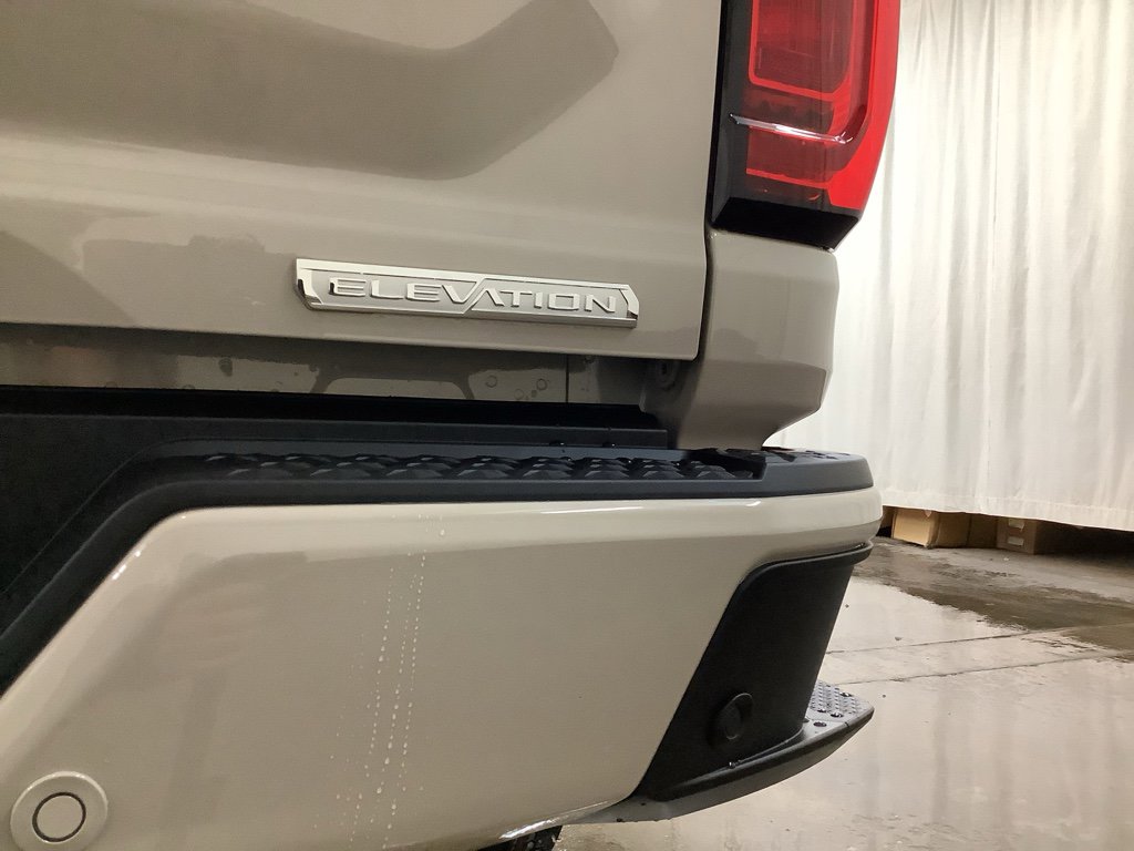 New 2026 GMC Canyon Elevation w/ Convenience Package image 12