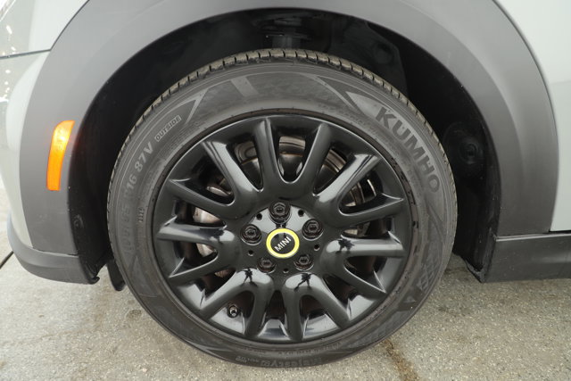 Used 2023 MINI Cooper SE image 9