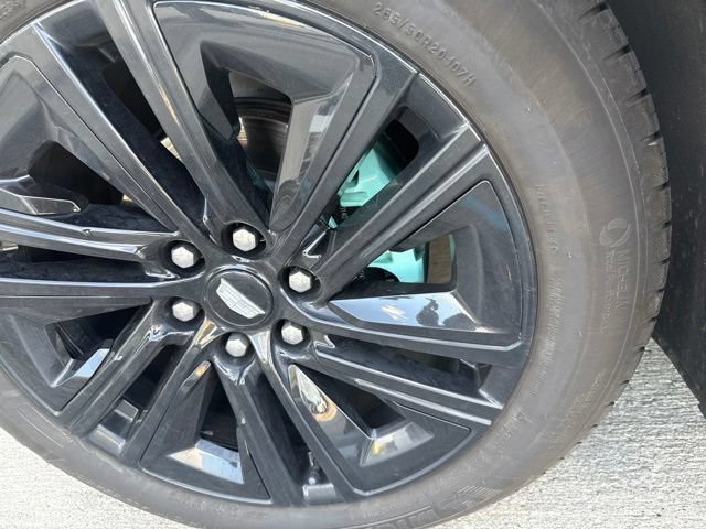 Used 2024 Cadillac Lyriq Luxury AWD/4WD image 3