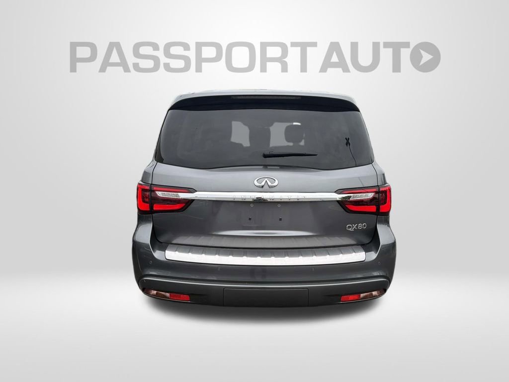 Used 2018 INFINITI QX80 4WD w/ Driver Assistance Package image 3