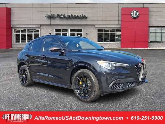 Used 2020 Alfa Romeo Stelvio Ti Sport w/ Quick Order Package 22S Sport AWD/4WD image 1