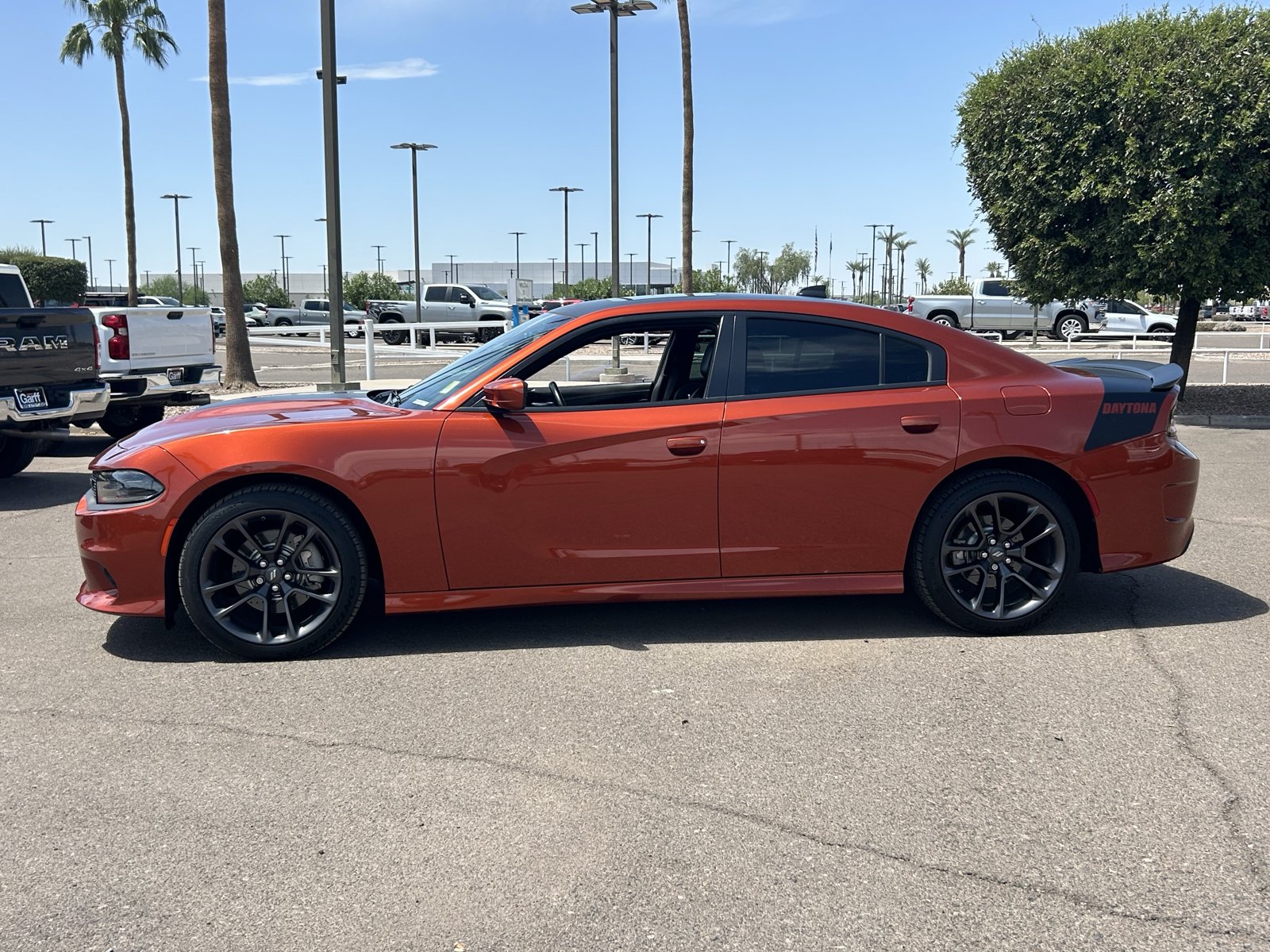 Used 2021 Dodge Charger R/T w/ Daytona Edition Group RWD image 2