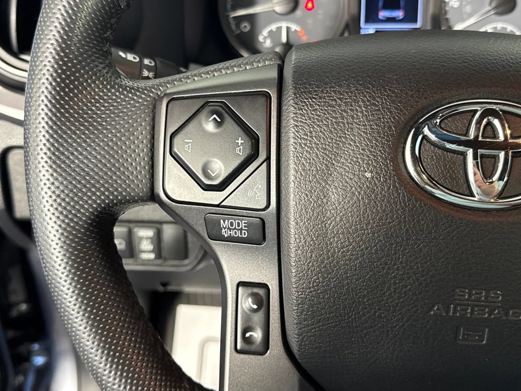 Used 2021 Toyota Tacoma TRD Pro AWD/4WD image 19