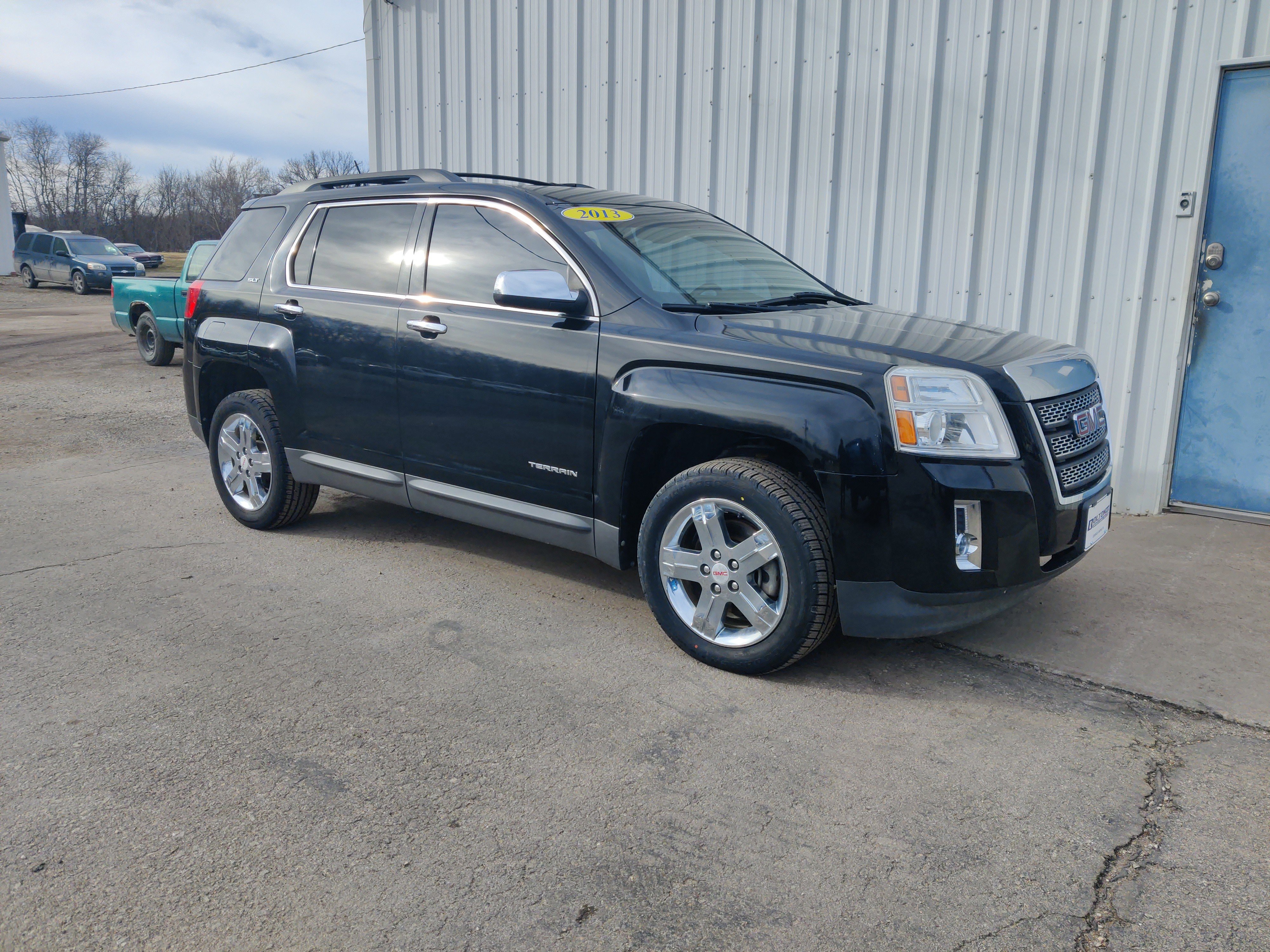 Used 2013 GMC Terrain SLT w/ Cargo Package image 2