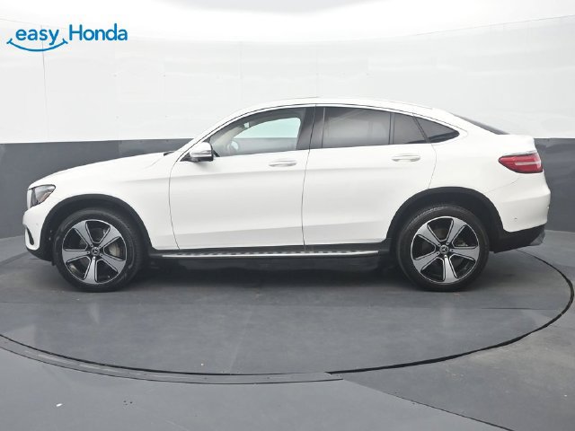 Used 2019 Mercedes-Benz GLC 300 4MATIC Coupe image 4