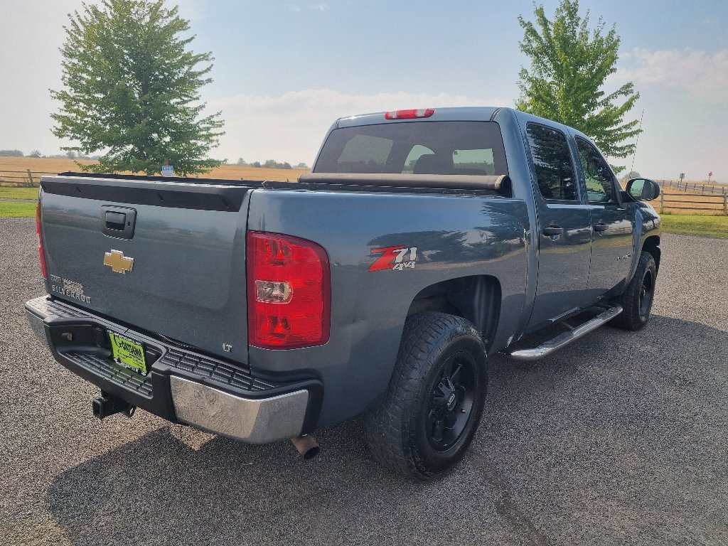Used 2011 Chevrolet Silverado 1500 LT w/ All-Star Edition AWD/4WD image 5