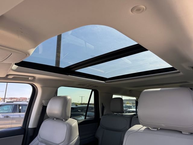Certified 2025 Ford Expedition Max Active image 17