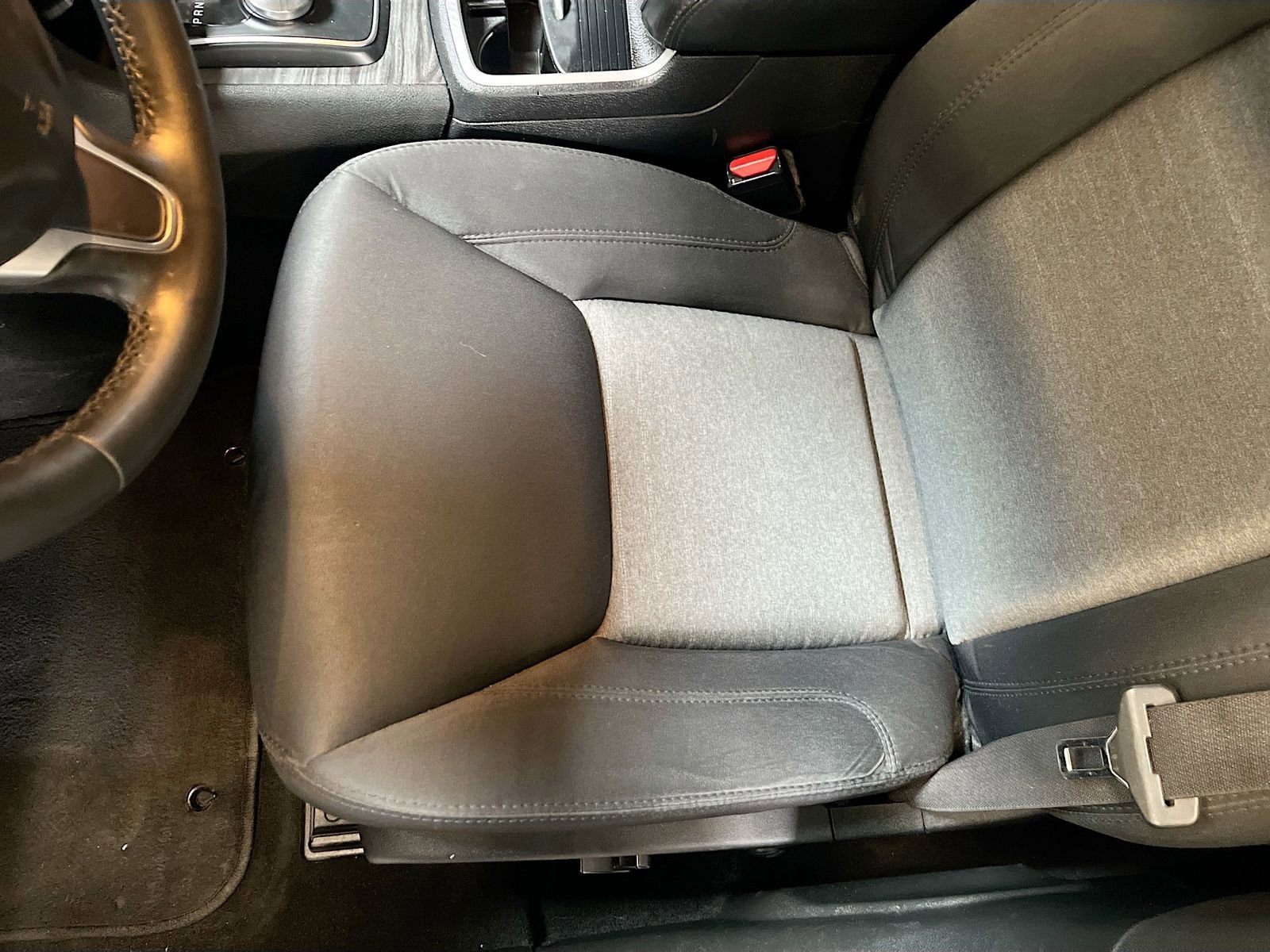 Used 2021 Chrysler 300 Touring w/ Sport Appearance Package image 18