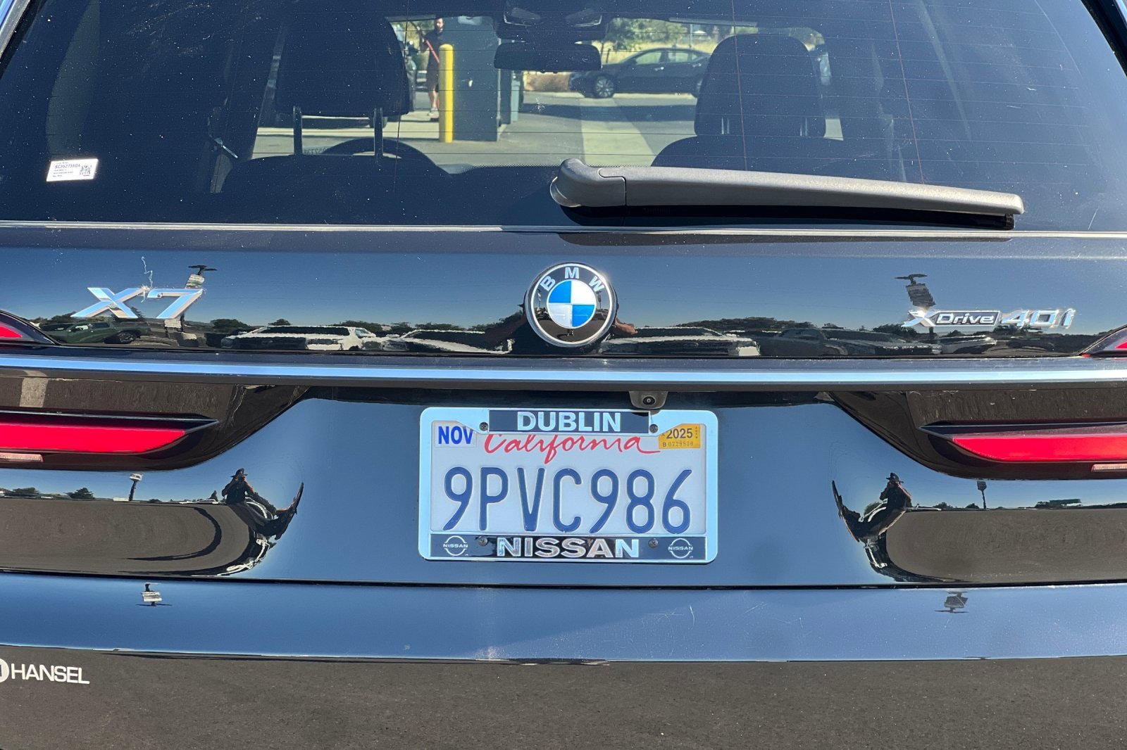 Used 2025 BMW X7 xDrive40i w/ Climate Comfort Package image 50