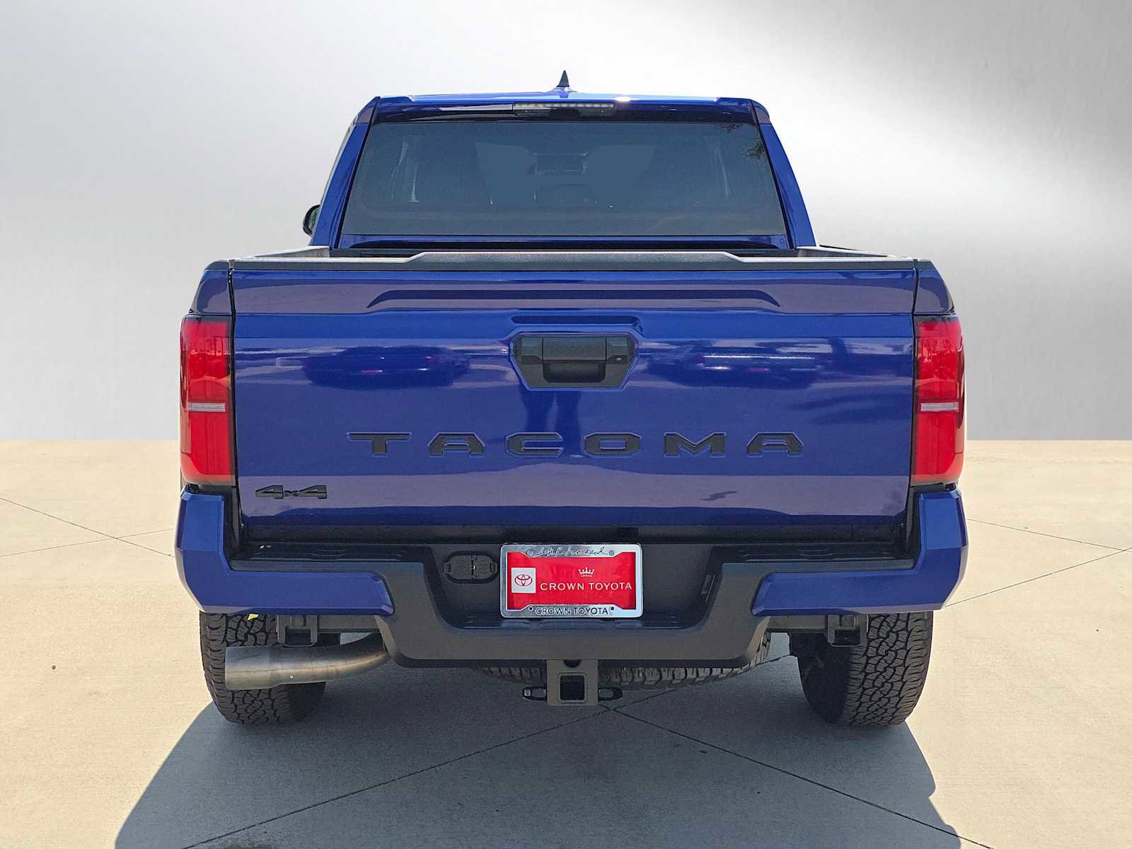 Certified 2025 Toyota Tacoma TRD Off-Road AWD/4WD image 4