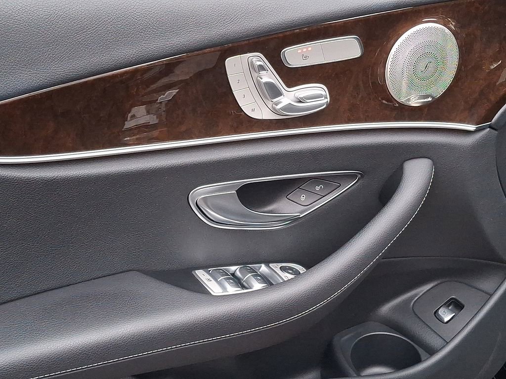 Used 2022 Mercedes-Benz E 350 4MATIC Sedan image 8