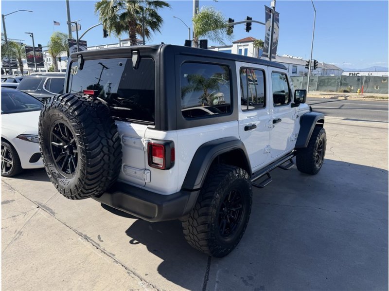 Used 2019 Jeep Wrangler Unlimited Sport S AWD/4WD image 13