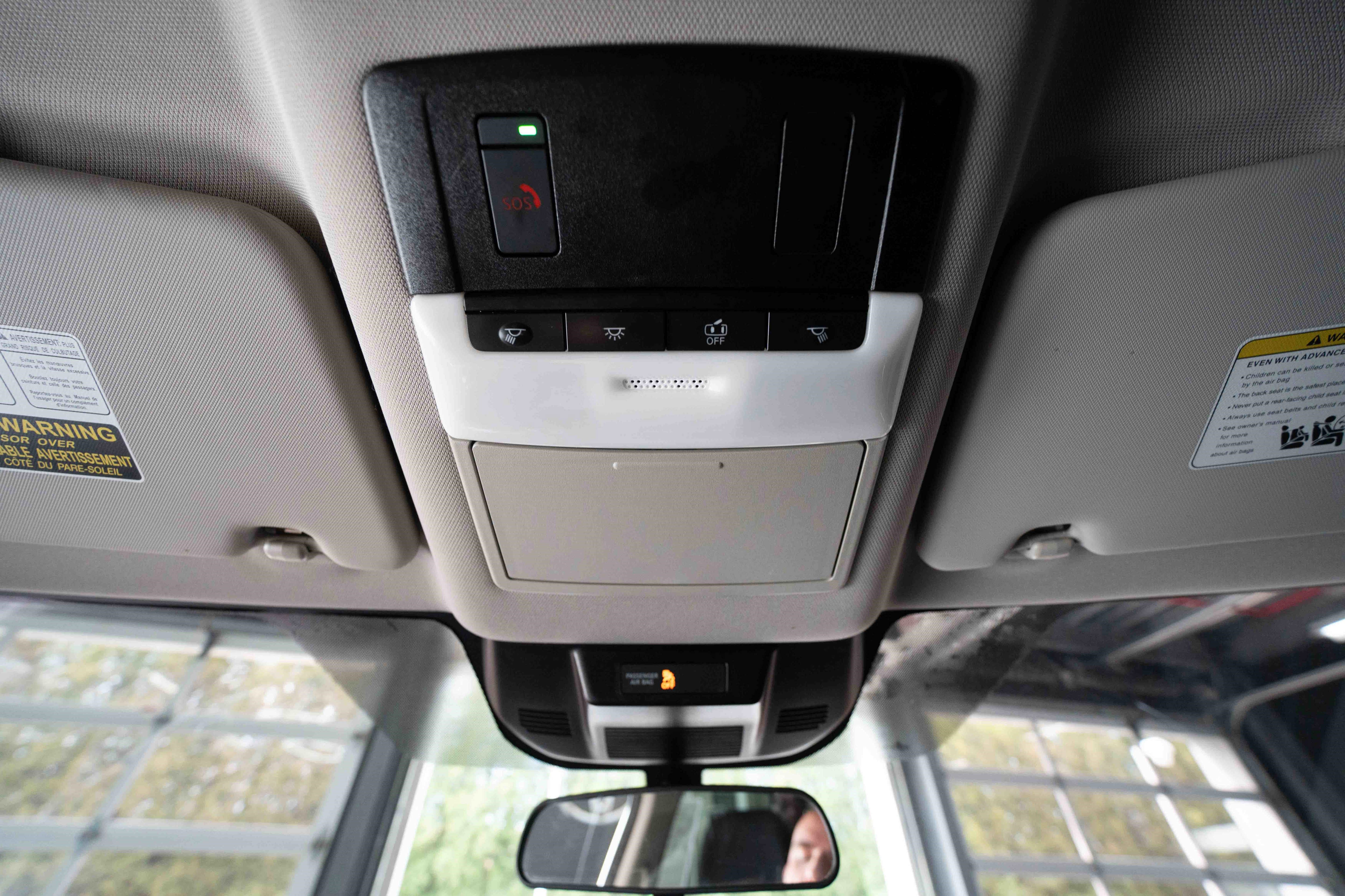 Used 2023 Nissan Rogue SV AWD/4WD image 19