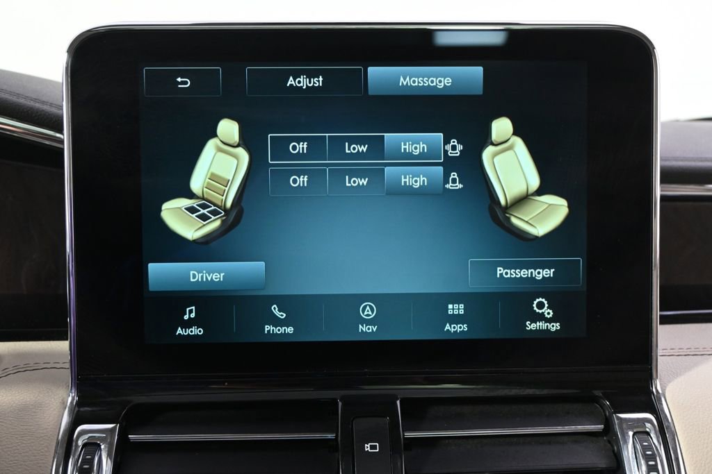 Used 2021 Lincoln Navigator Reserve AWD/4WD image 32