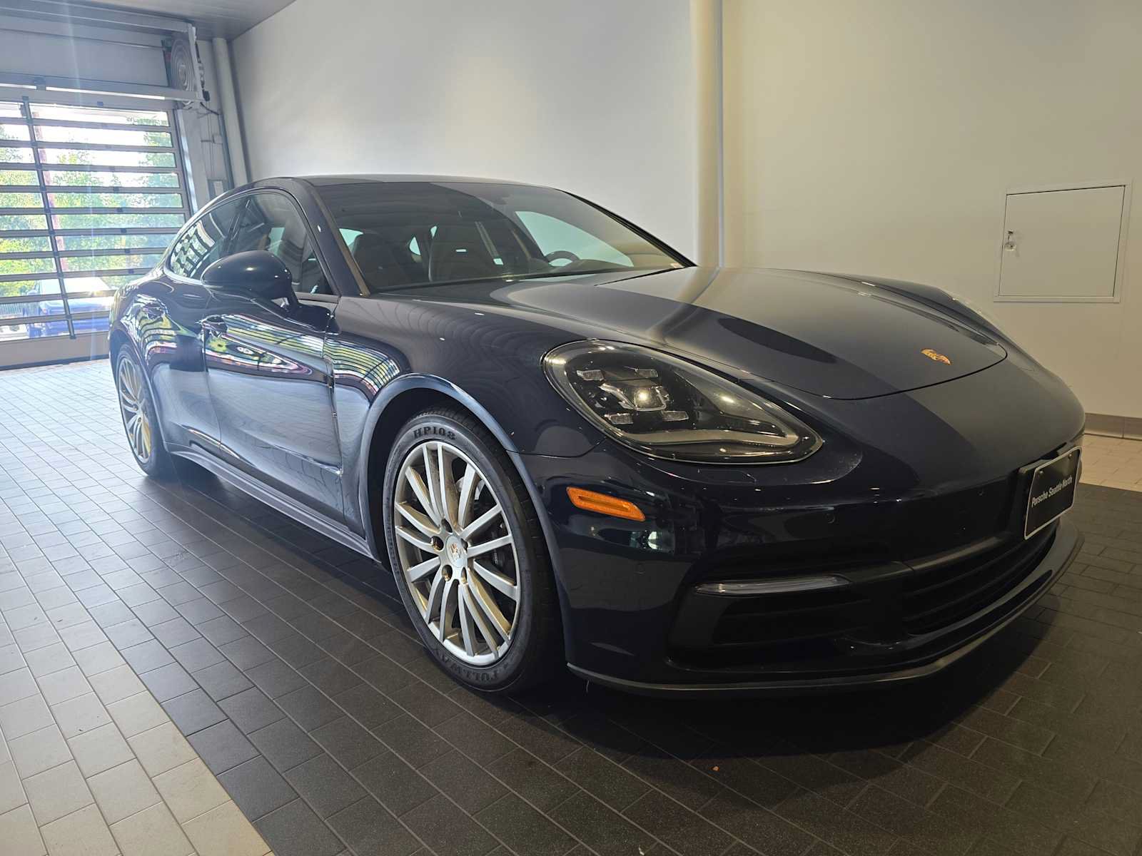 Used 2020 Porsche Panamera 4 AWD/4WD image 9