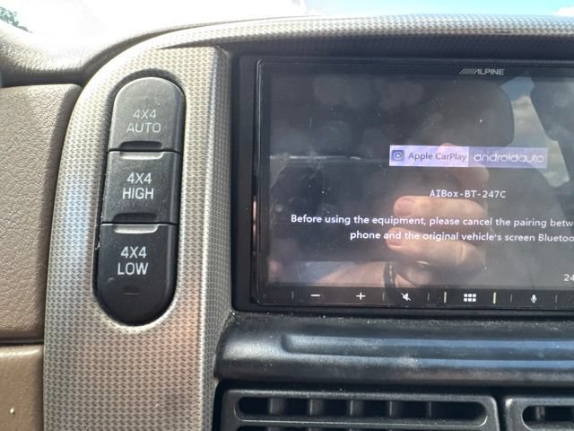 Used 2004 Ford Explorer XLT AWD/4WD image 25