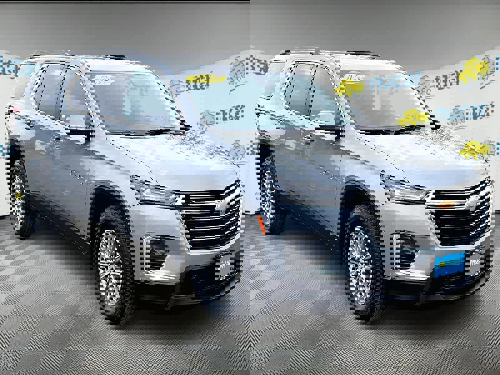 Used 2023 Chevrolet Traverse LT