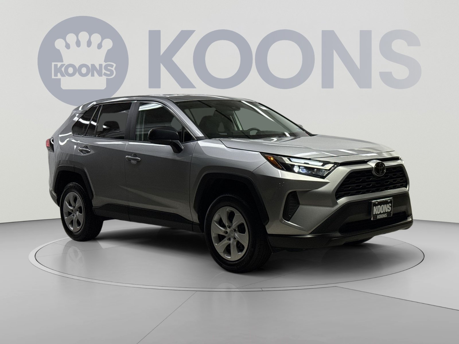 Used 2025 Toyota RAV4 LE AWD/4WD image 22