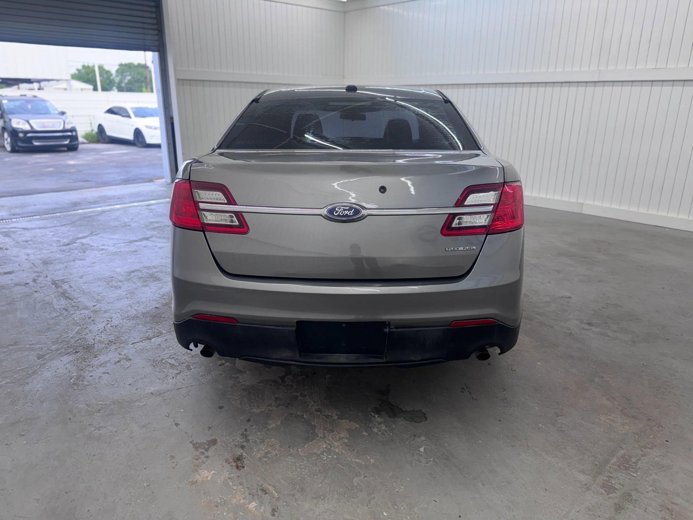 Used 2018 Ford Taurus Police Interceptor FWD image 6