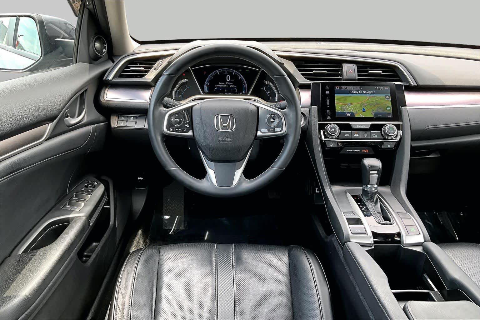 Used 2016 Honda Civic Touring image 6