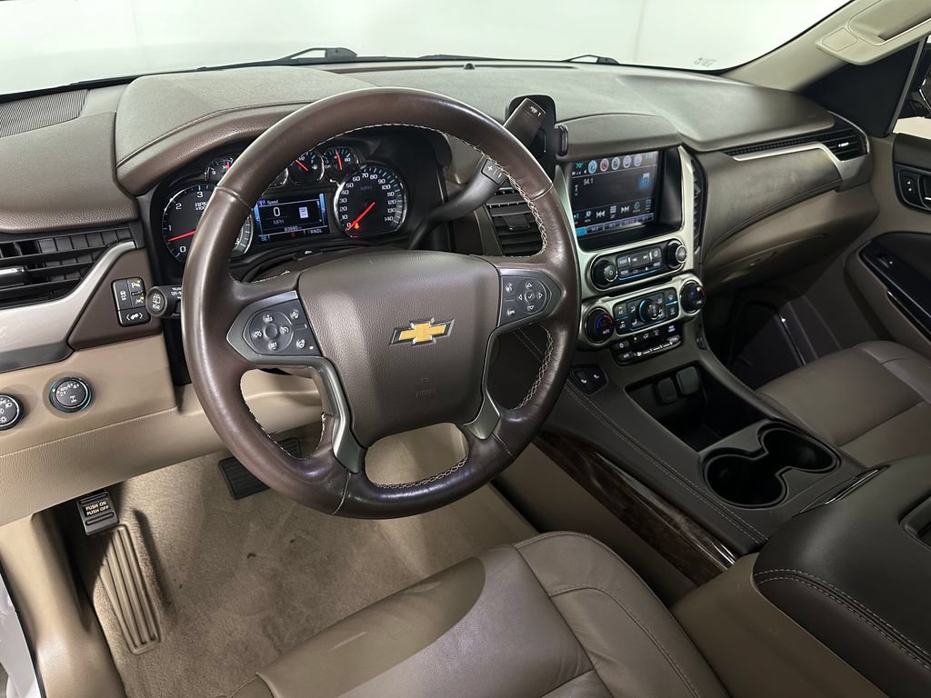 Used 2020 Chevrolet Suburban LT AWD/4WD image 11