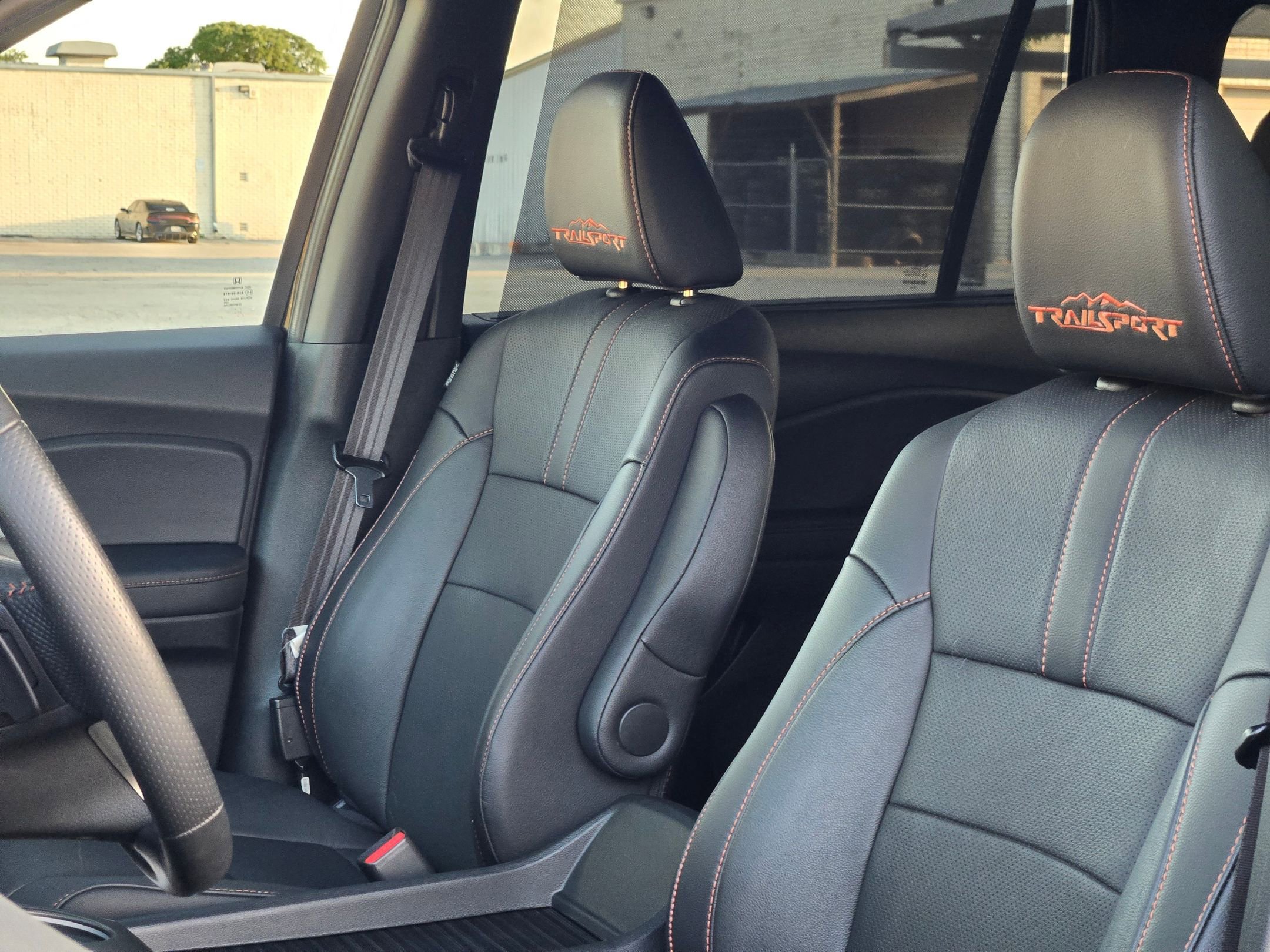 Used 2023 Honda Passport TrailSport image 14
