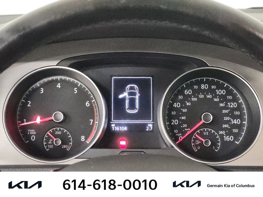 Used 2016 Volkswagen Golf S image 23