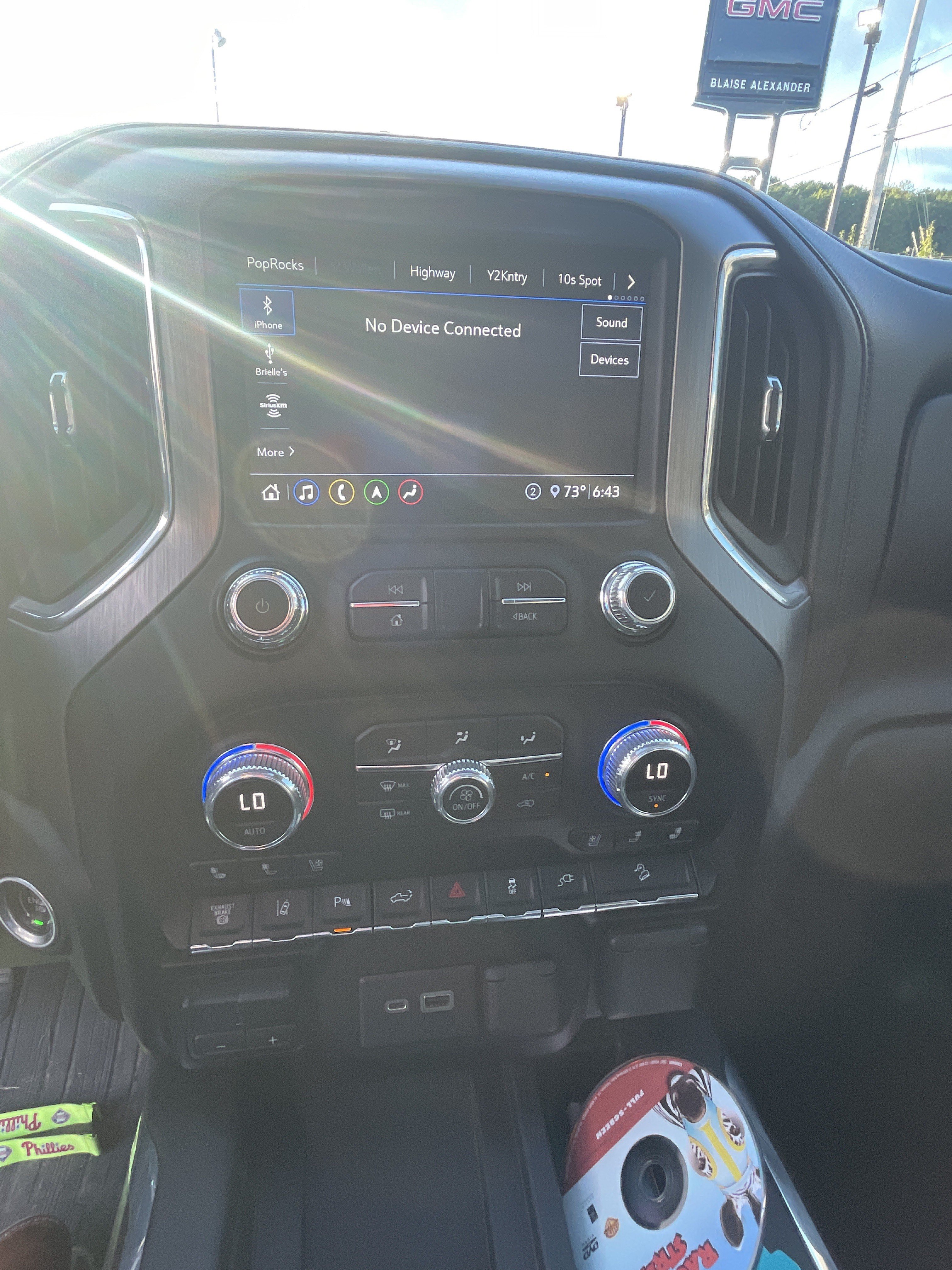 Used 2020 GMC Sierra 2500 Denali w/ Denali Ultimate Package AWD/4WD image 9
