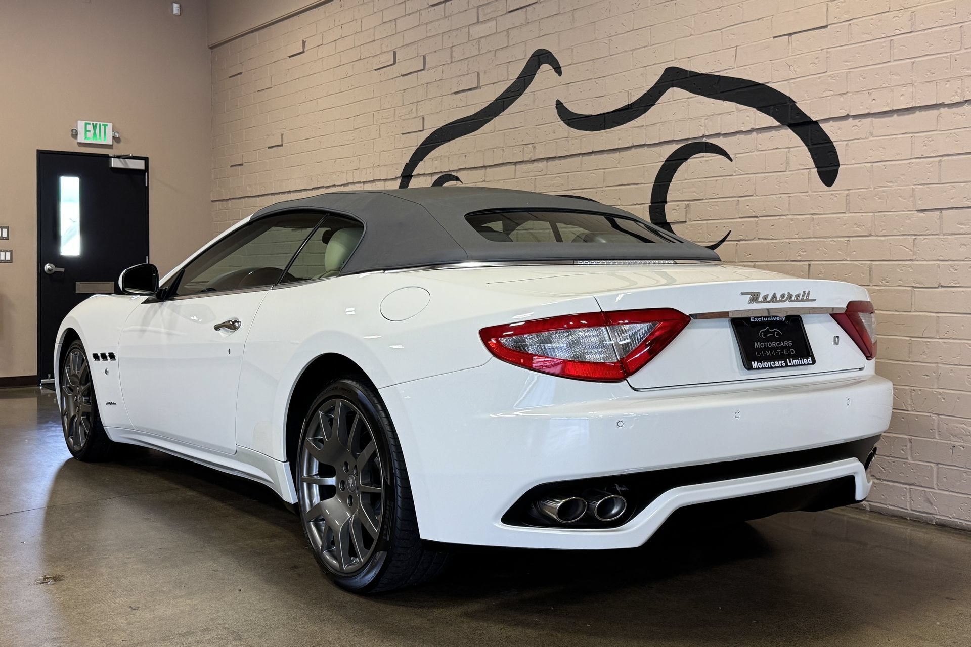 Used 2011 Maserati GranTurismo Convertible RWD image 14