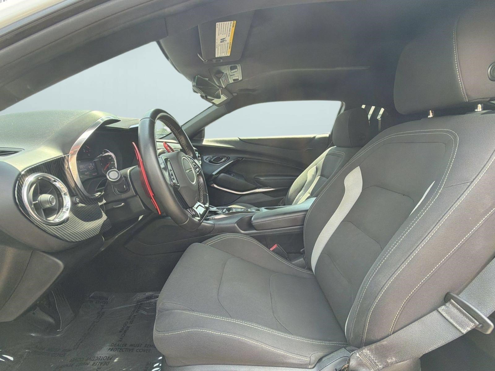 Used 2020 Chevrolet Camaro LT RWD image 5
