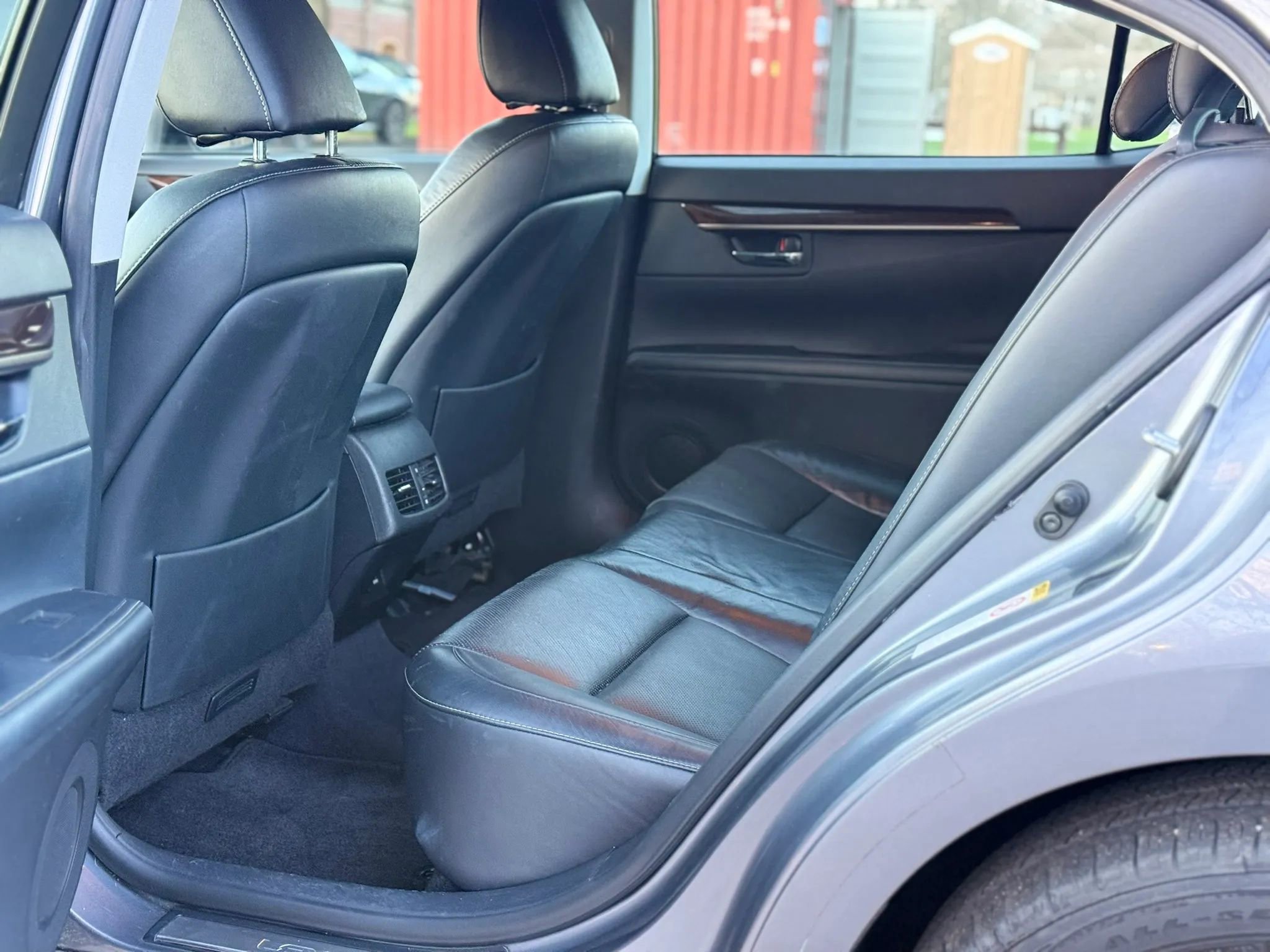 Used 2013 Lexus ES 350 w/ Luxury Pkg FWD image 23