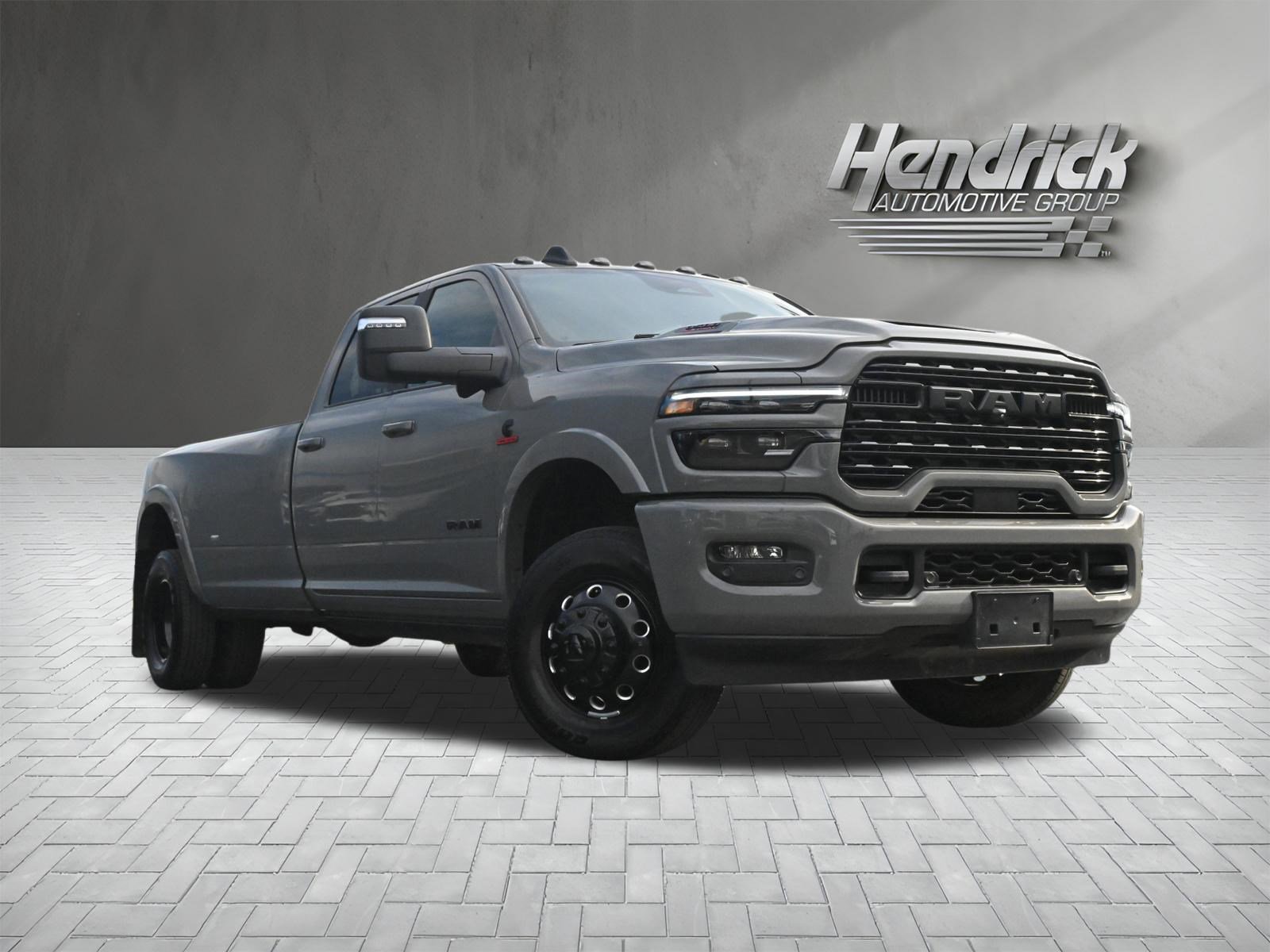 Used 2025 RAM 3500 Limited image 2