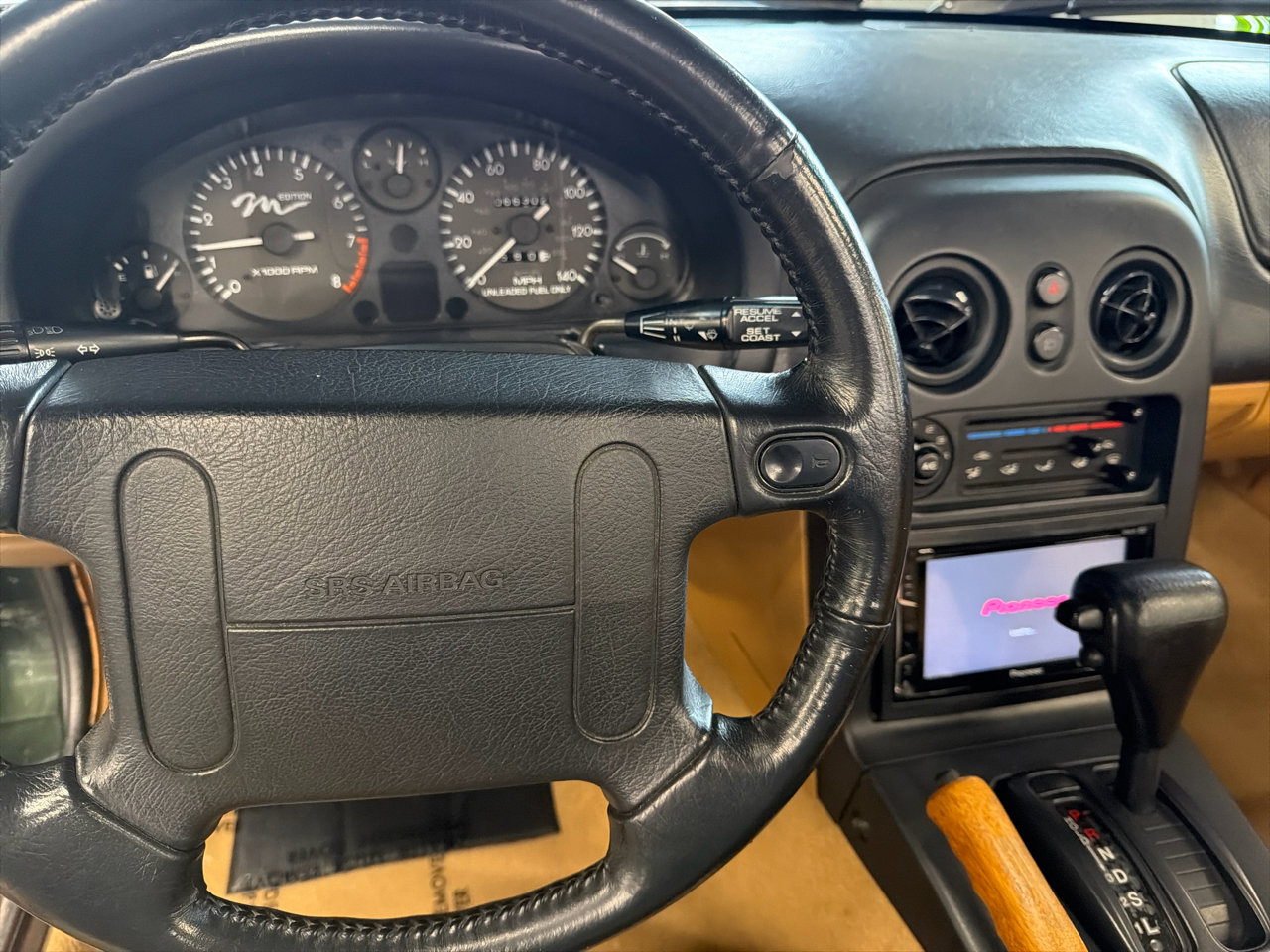 Used 1997 MAZDA MX-5 Miata M-Edition image 21