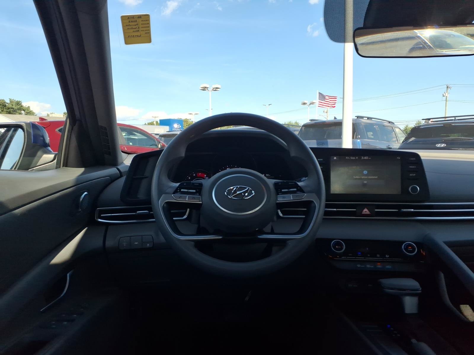 Certified 2023 Hyundai Elantra SEL FWD image 18