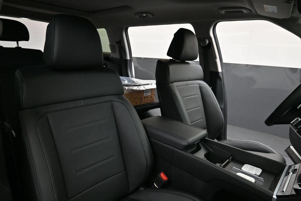 New 2026 Hyundai Santa Fe Limited AWD/4WD image 13