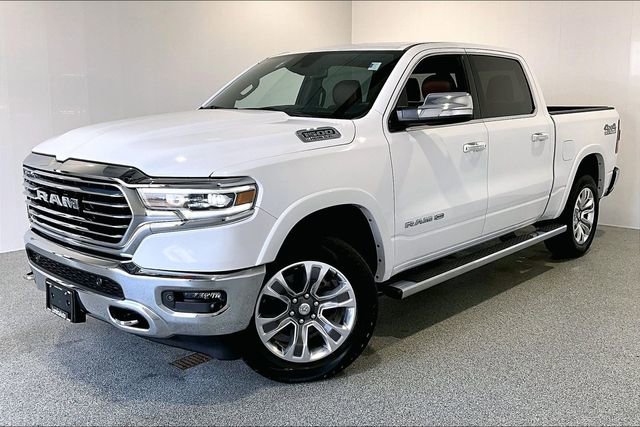 Used 2022 RAM 1500 Limited w/ Trailer Tow Group AWD/4WD image 3