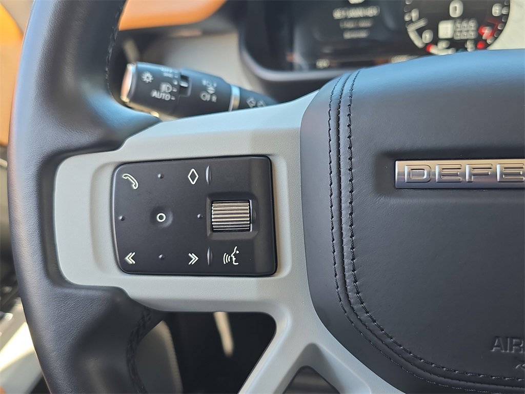 Used 2023 Land Rover Defender 130 First Edition image 18